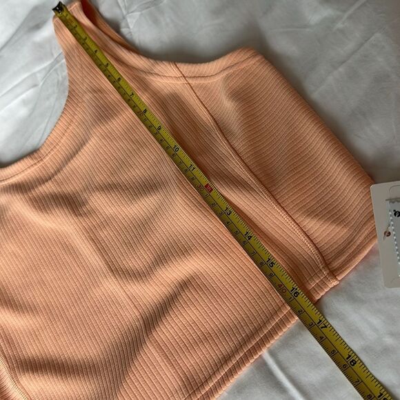 Lululemon Ribbed Softstreme Cropped Tank Top size 8 PEACH BELLINI 🍑 NWT - Picture 6 of 7